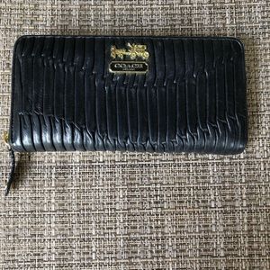 Vintage Coach leather wallet